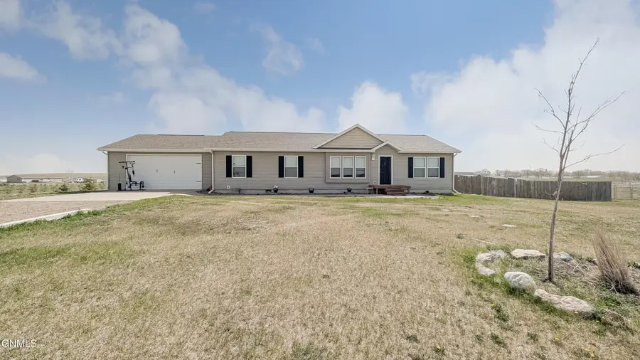3248 125th Y Avenue Nw, Watford City, ND 58854 - #2
