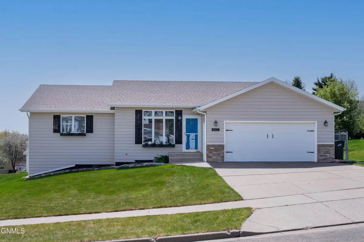 907 Breton Drive, Bismarck, ND 58503 - #1