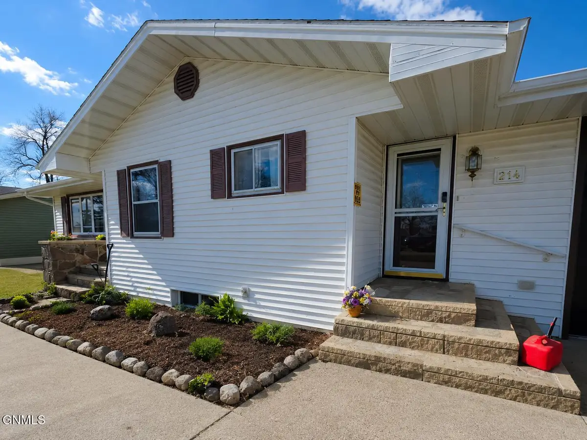 214 Avenue F E, Napoleon, ND 58561 - #1