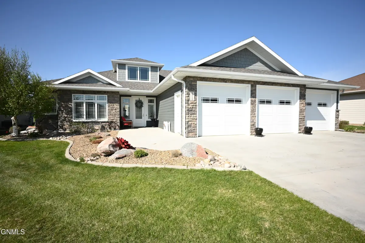 1113 Community Loop, Bismarck, ND 58503 - #1