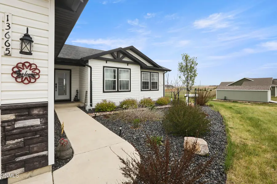 13665 Cherry Street Nw, Williston, ND 58801 - #3