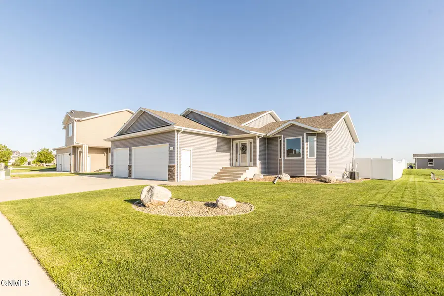 1112 Lasalle Drive W, Bismarck, ND 58503 - #2