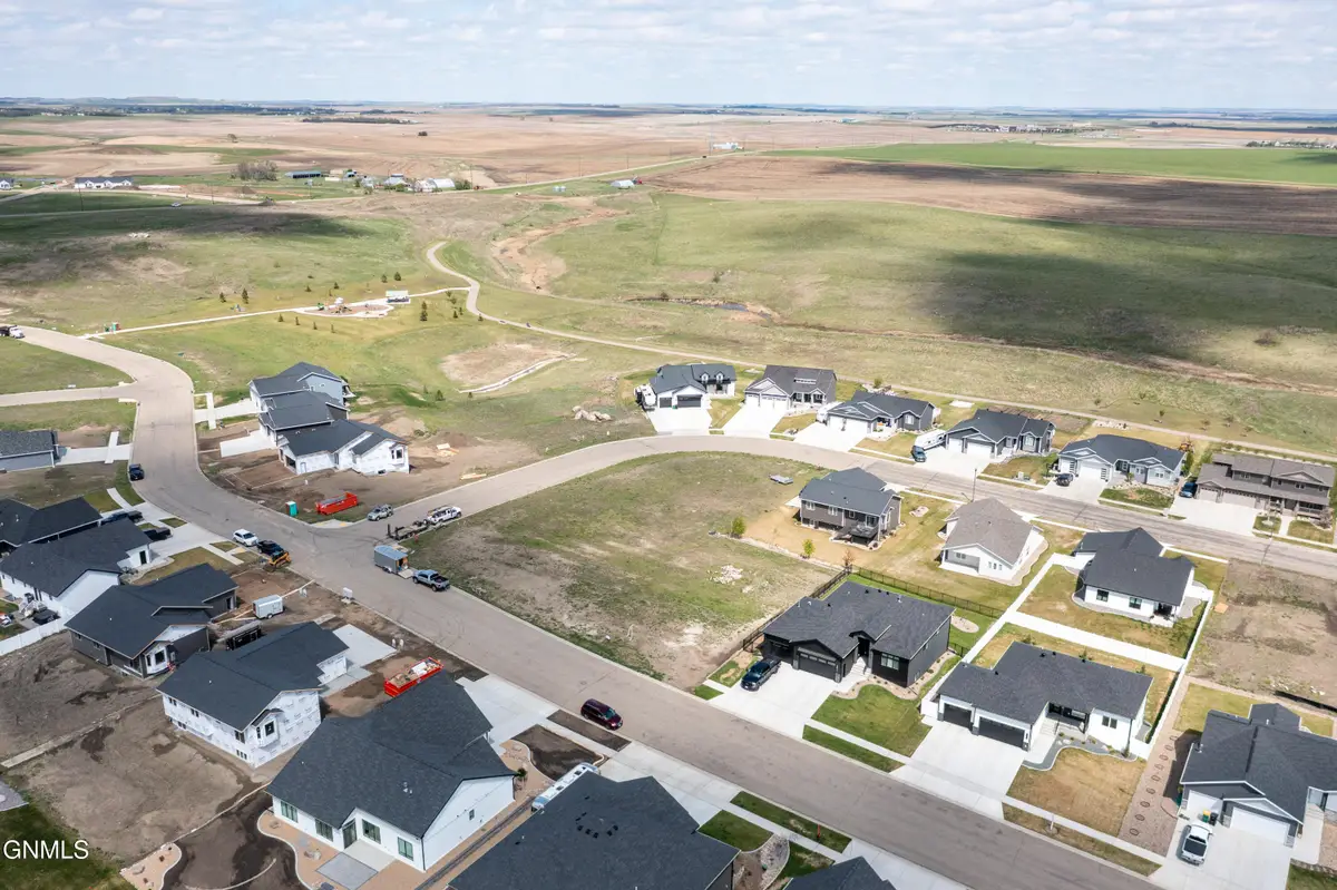 3815 Platinum Street, Bismarck, ND 58503 - #1