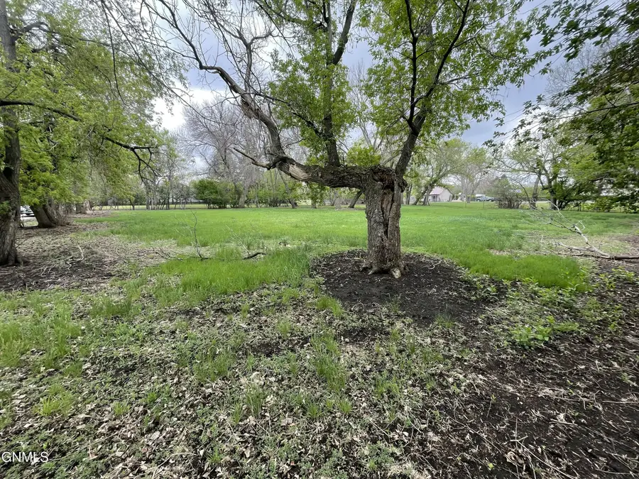 00 Block 4 Original, Linton, ND 58552 - #2