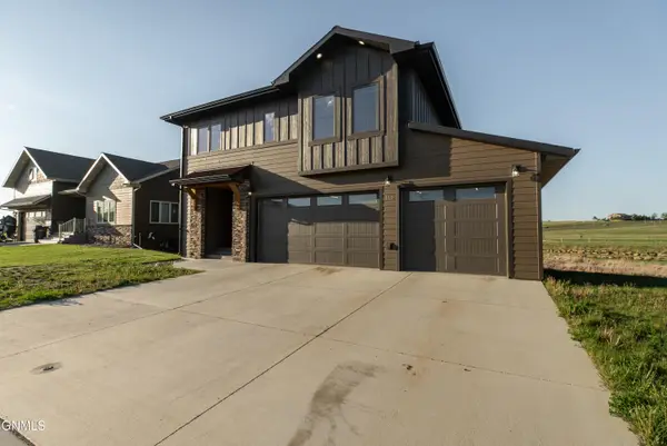 160 Leslie Lane, Watford City, ND 58854