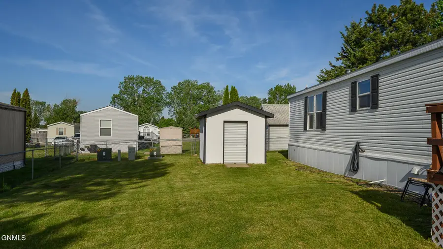 4304 Drake Drive, Bismarck, ND 58503 - #3