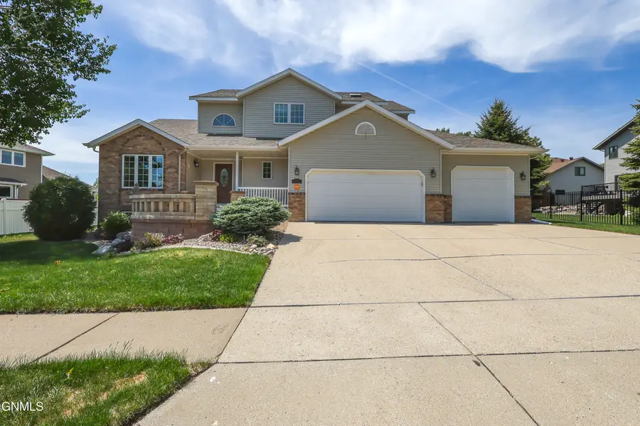 3110 Ithica Drive, Bismarck, ND 58503 - #2