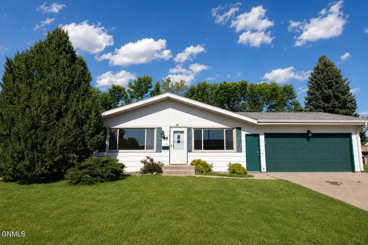 1216 Morningside Street, Bismarck, ND 58501 - #1
