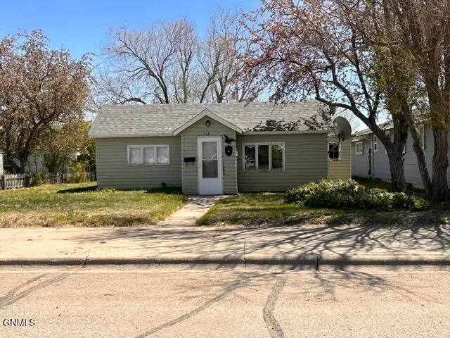 114 Adams Street, Plentywood, MT 59254 - #2
