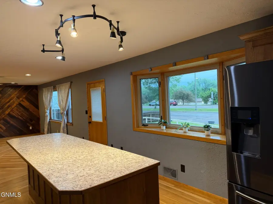 1134 Summit Boulevard, Bismarck, ND 58504 - #3