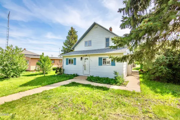 307 Dakota Avenue, Mott, ND 58646