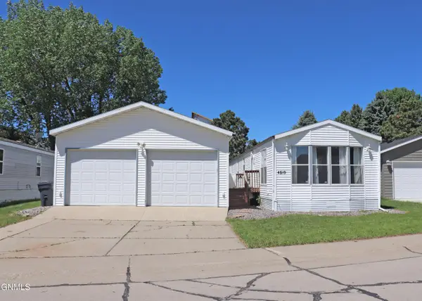 4510 Lafayette Drive, Bismarck, ND 58503