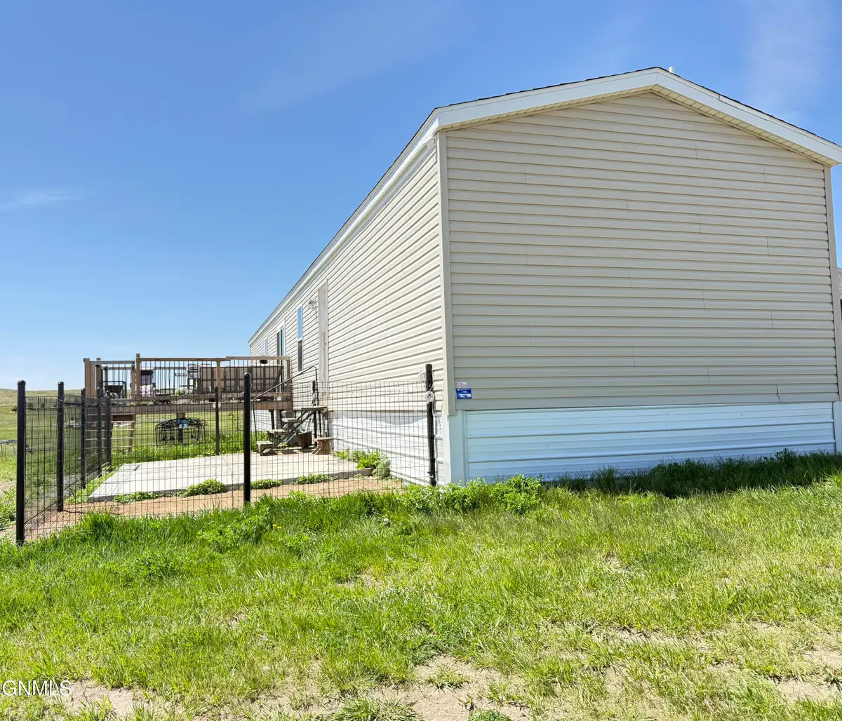 Contact Agent For Address, Mandan, ND 58554 - #1