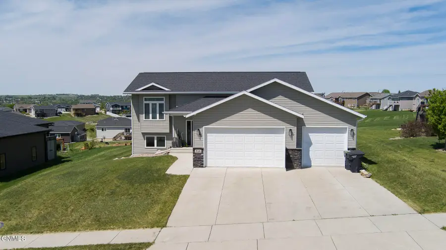514 18th Street Se, Mandan, ND 58554 - #2