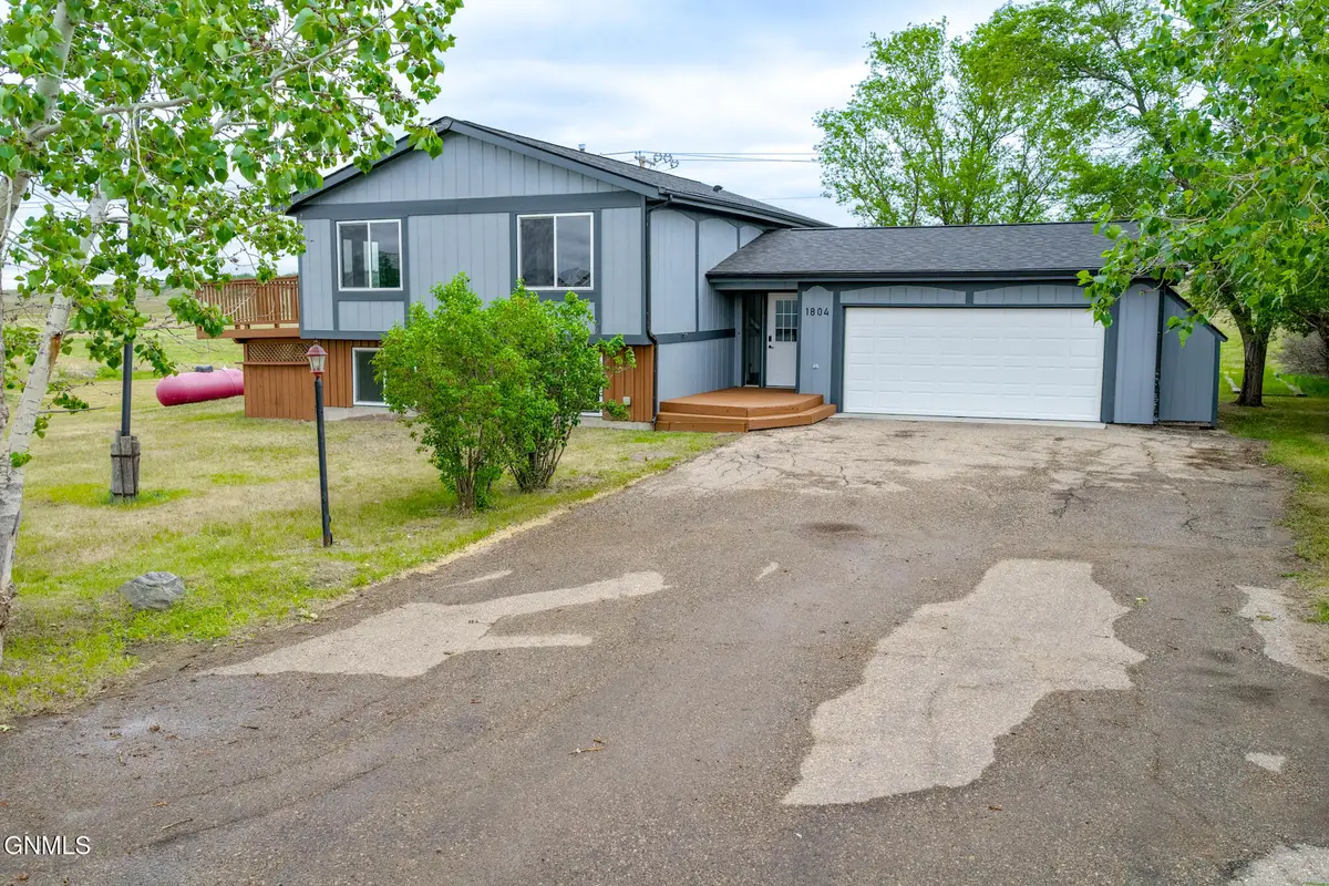 1804 14th Avenue E, Williston, ND 58801 - #1