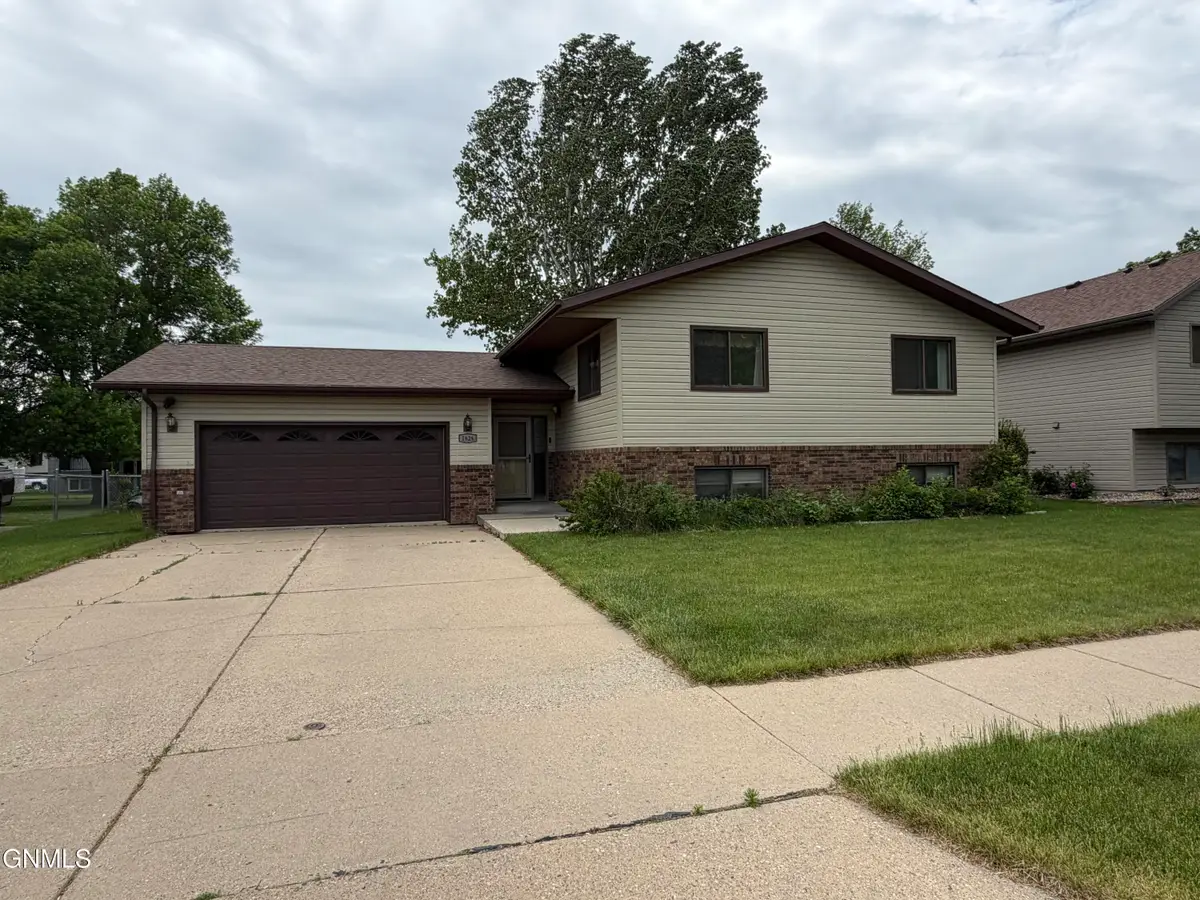 1626 Wichita Drive, Bismarck, ND 58504 - #1