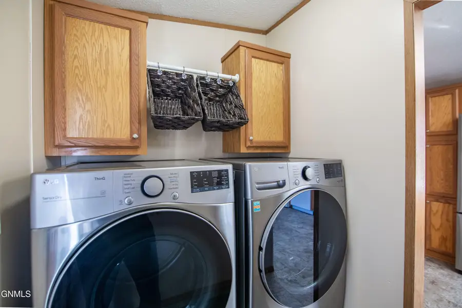 4528 Lafayette Drive, Bismarck, ND 58501 - #3