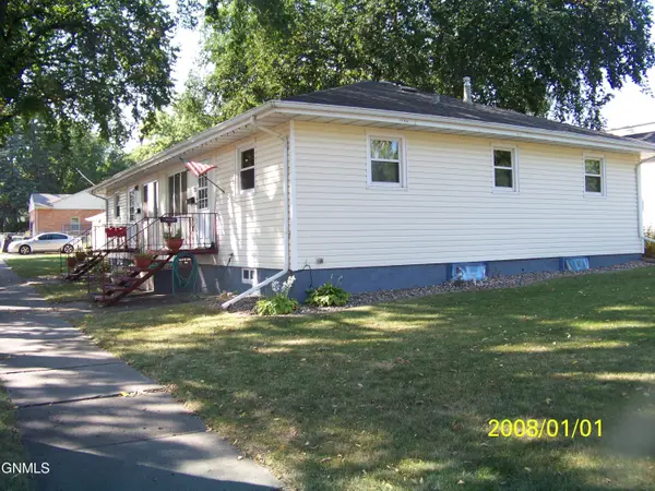 1520 Laforest Avenue, Bismarck, ND 58501