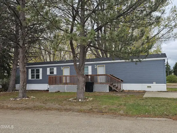 2600 University Avenue #19, Williston, ND 58801