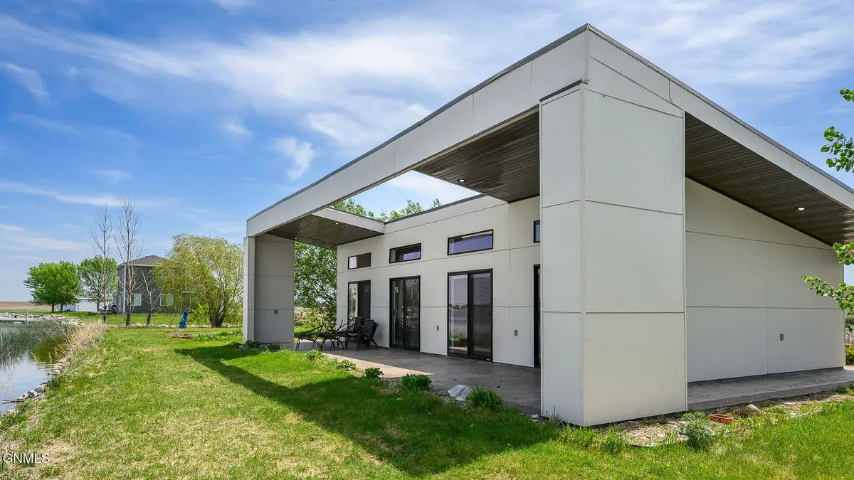 206 Shoreline Drive S, Dawson, ND 58428 - #1