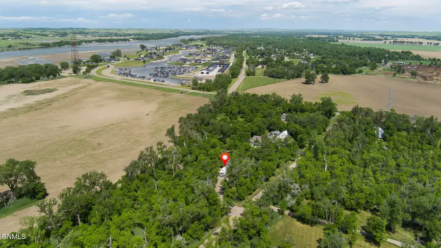 5406 Fernwood Drive, Bismarck, ND 58503 - #2
