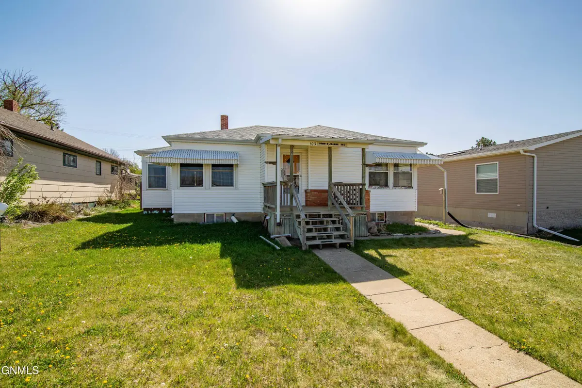 103 Iowa Avenue, Mott, ND 58646 - #1