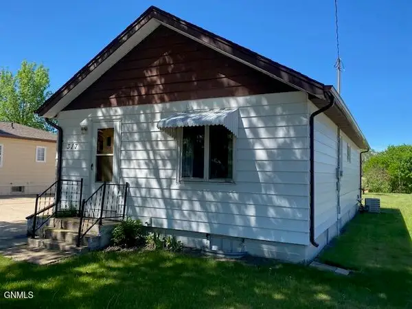 317 3rd Avenue Nw, Beulah, ND 58523