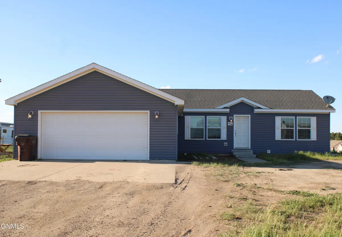 12249 26th F Street Nw, Watford City, ND 58854 - #1