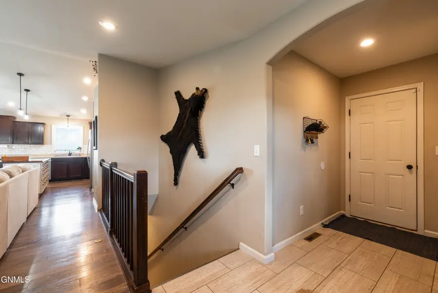 3905 Trident Court Nw, Mandan, ND 58554 - #3