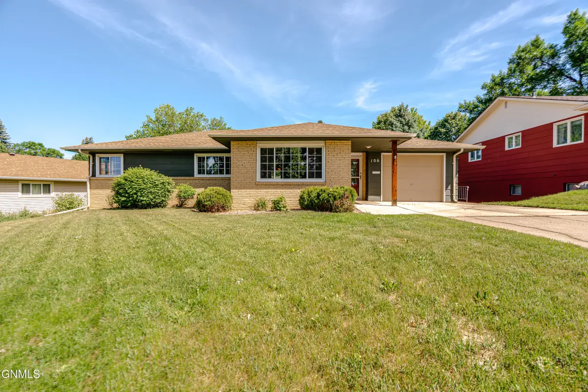 106 Divide Avenue E, Bismarck, ND 58501 - #1