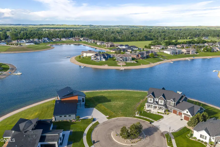 3832 Bounty Circle, Bismarck, ND 58504 - #2