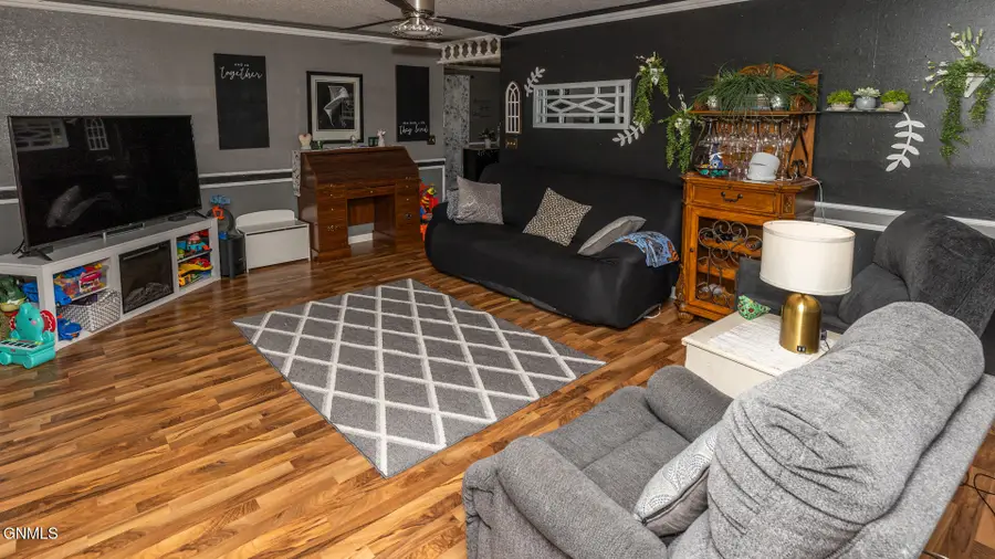 1029 Avenue B W, Bismarck, ND 58501 - #2