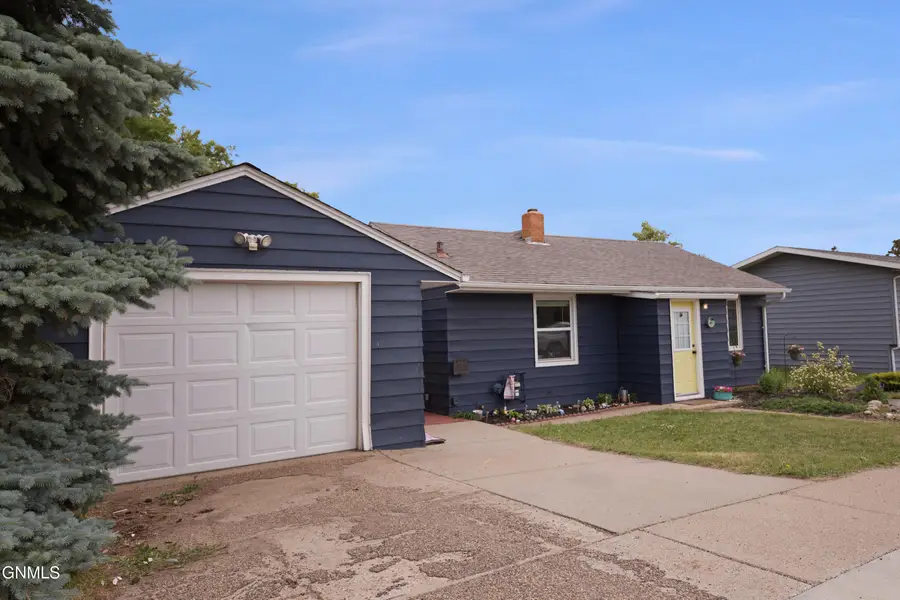 409 7th Street N, New Salem, ND 58563 - #3