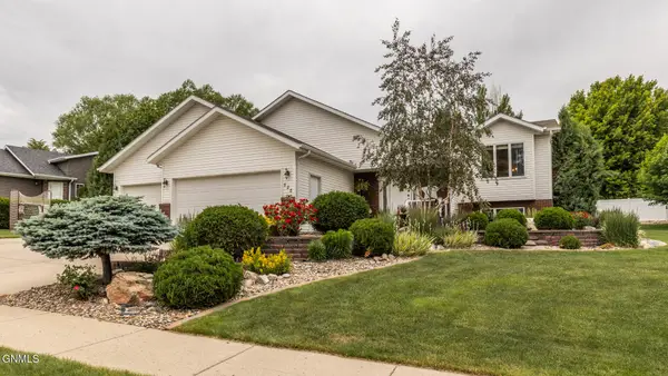 828 Brome Avenue, Bismarck, ND 58503
