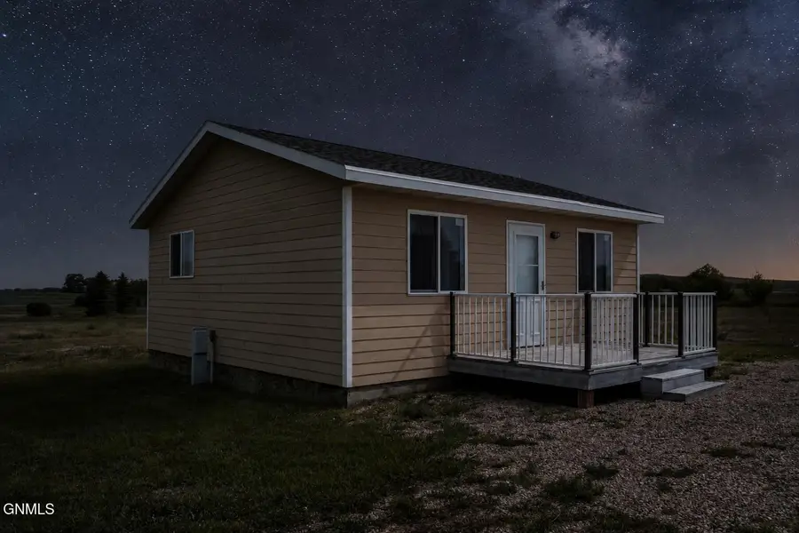 9 63rd Street Sw, Hazelton, ND 58544 - #2