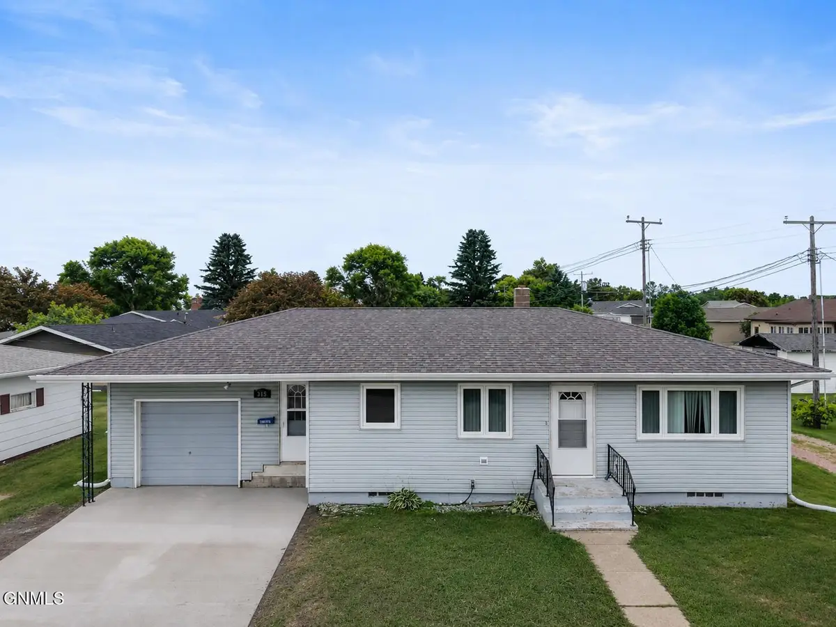 315 Avenue C E, Napoleon, ND 58561 - #1