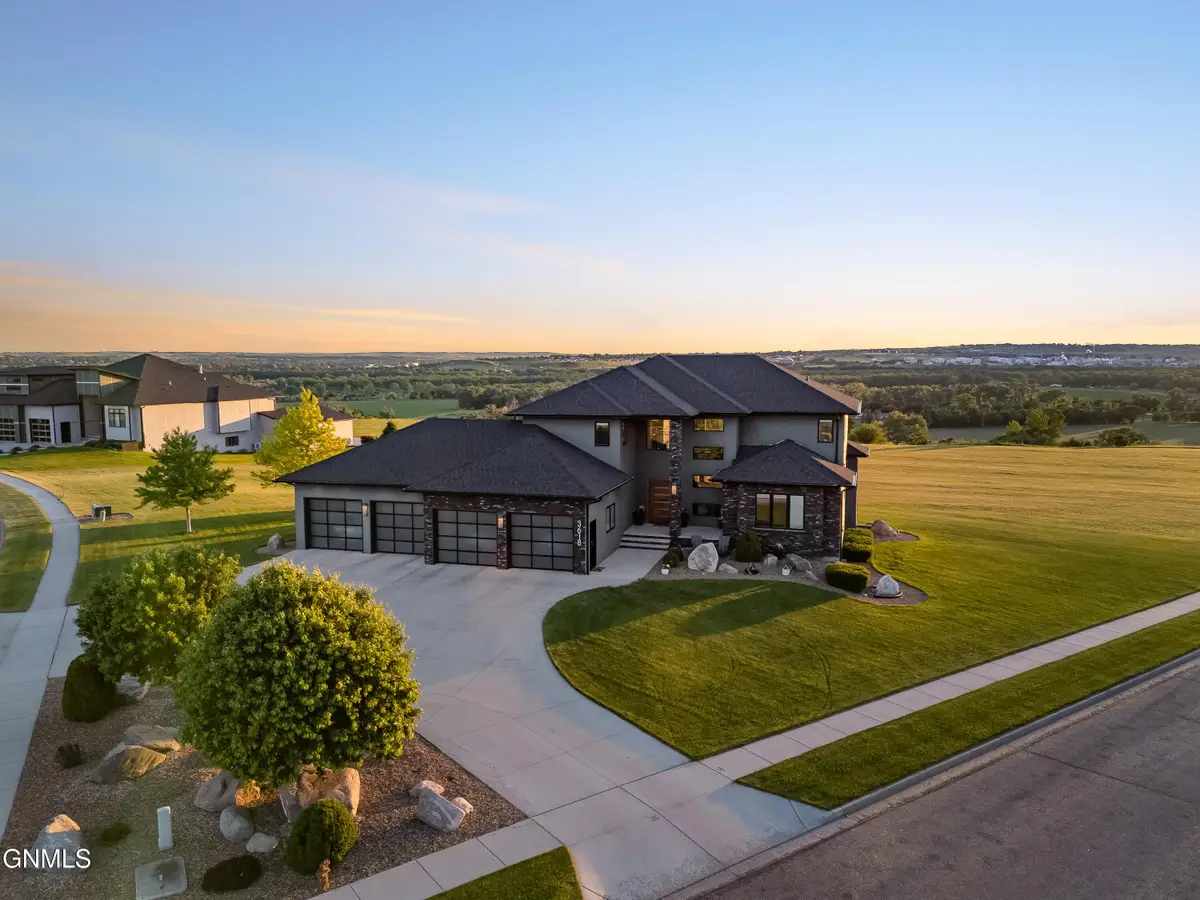 3618 Powder Ridge Drive, Bismarck, ND 58503 - #1