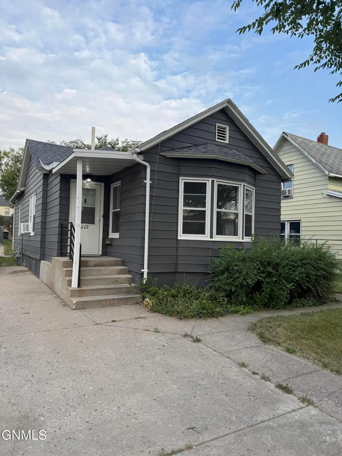 612 5th Avenue Se, Jamestown, ND 58401 - #1