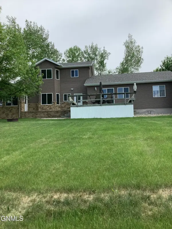 11619 24th Street Se, Valley City, ND 58072