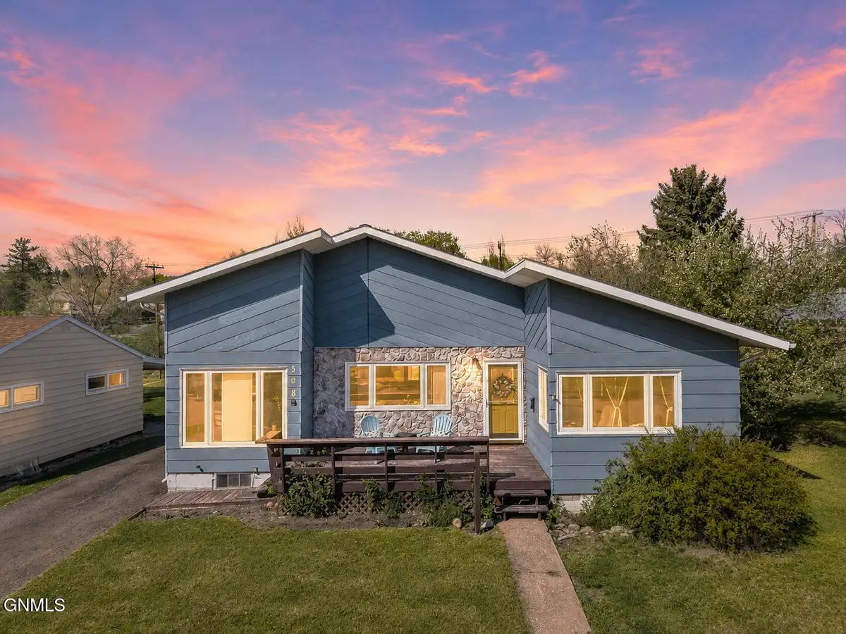 508 2nd Avenue, Washburn, ND 58577 - #1