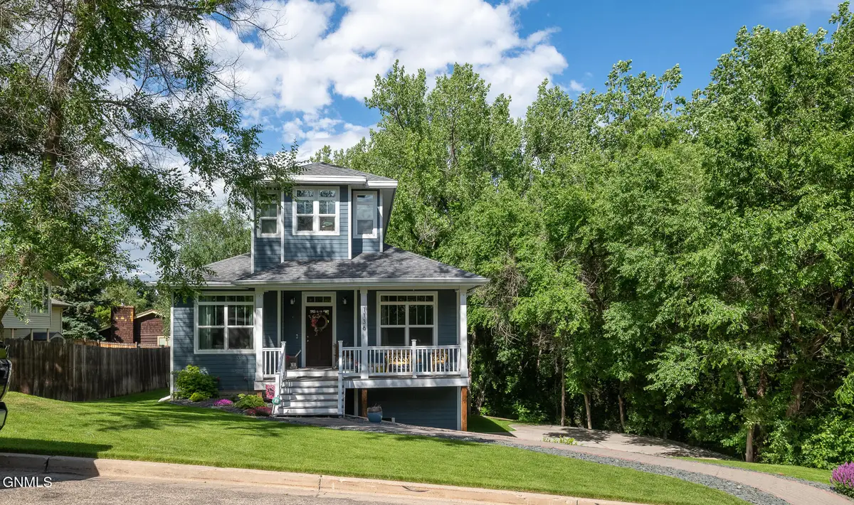 1136 Parkview Drive, Bismarck, ND 58501 - #1