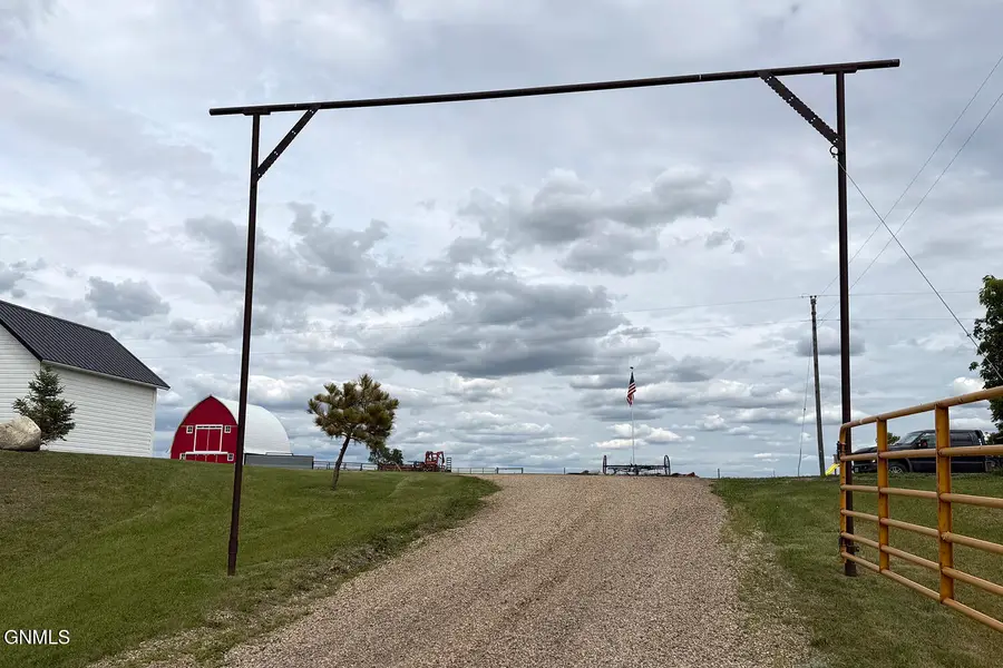 3662 58th Avenue Se, Medina, ND 58467 - #2