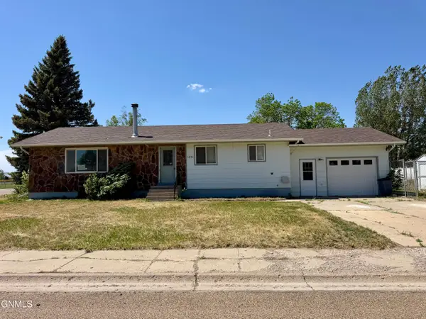 1451 11th Avenue Sw, Sidney, MT 59270