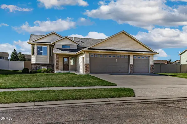 1805 Canyon Road Sw, Mandan, ND 58554