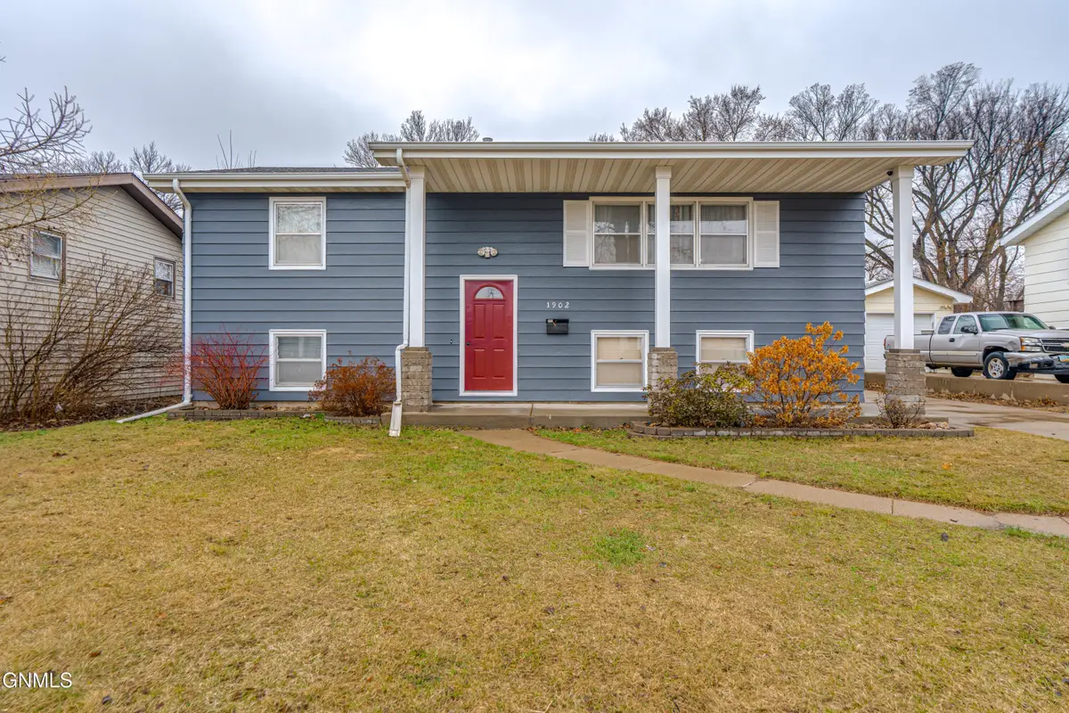 1902 Griffin Street, Bismarck, ND 58501 - #1