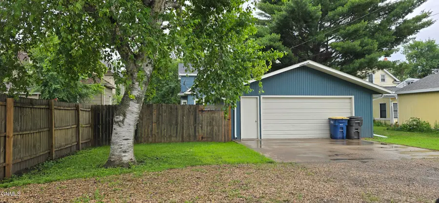 312 4th Avenue Ne, Jamestown, ND 58401 - #2