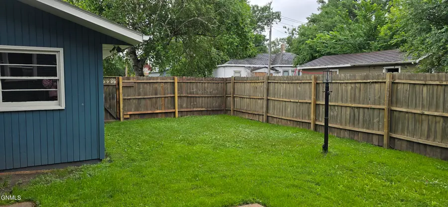 312 4th Avenue Ne, Jamestown, ND 58401 - #3