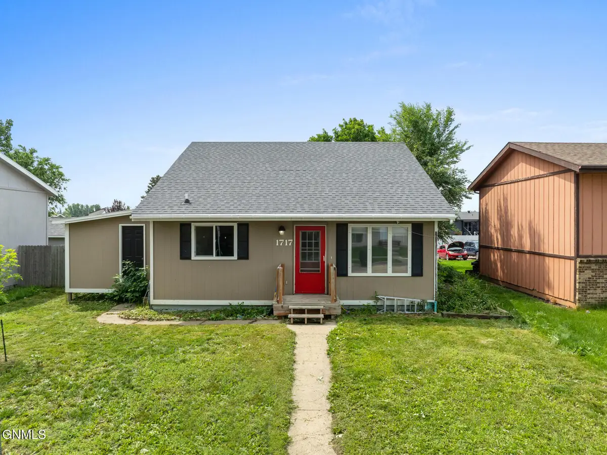 1717 28th Street W, Williston, ND 58801 - #1
