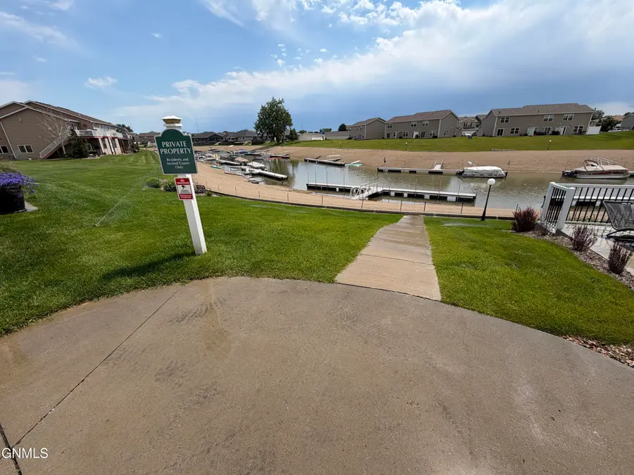 2601 Douglas Place Se, Mandan, ND 58554 - #2