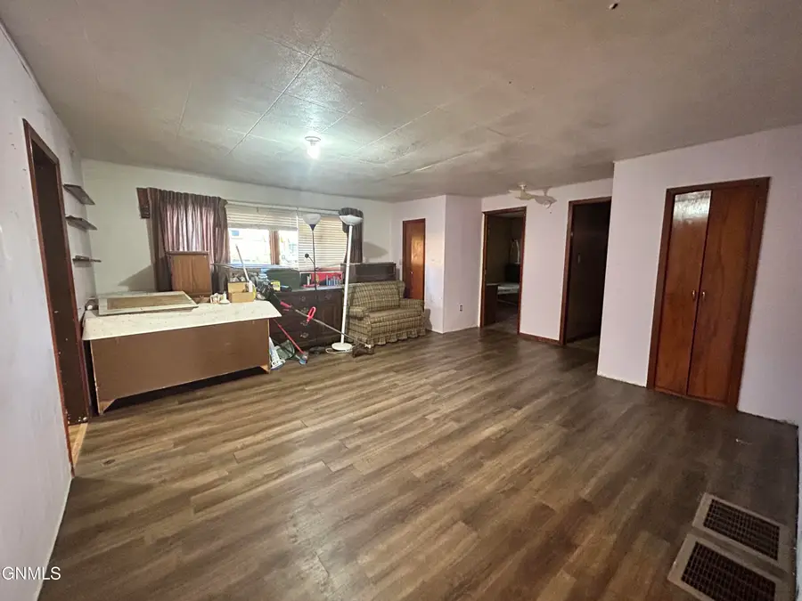 206 Stewart Avenue, Underwood, ND 58576 - #3